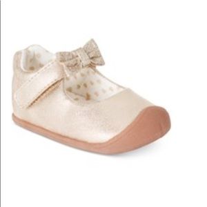 Baby girl stage1 Carters Shoes